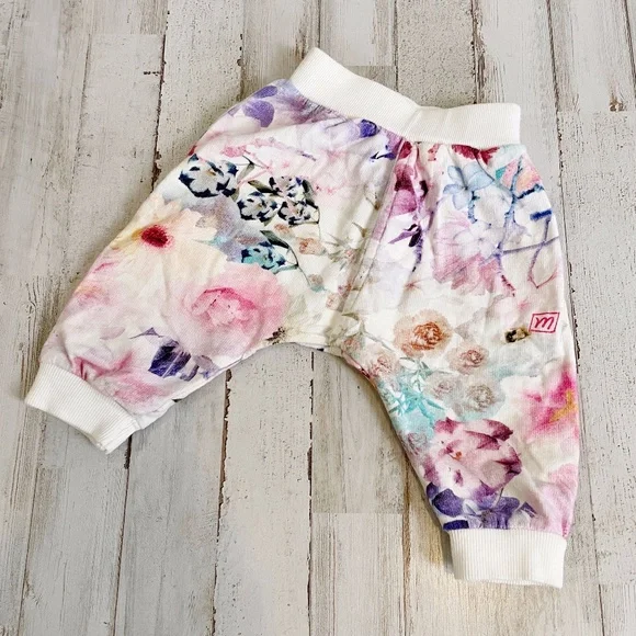 Munster | Girls Watercolor Floral Jogger Pants | Size: 3-6M - Picture 1 of 7